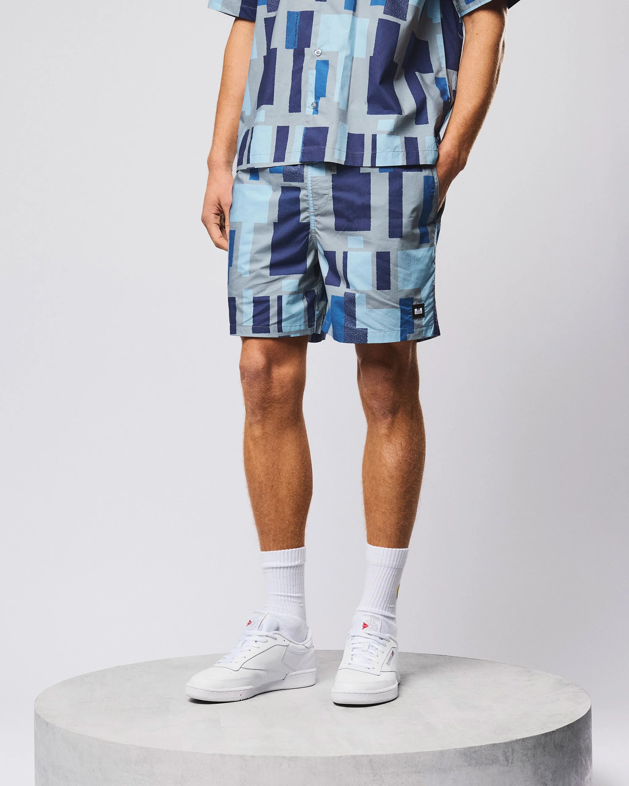 Weekend Offender Ouzou Short